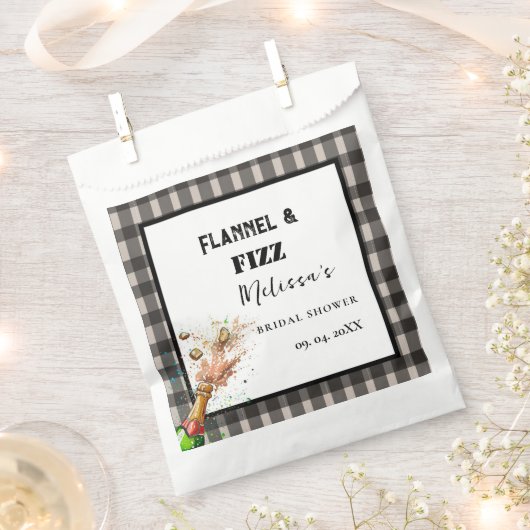 Flannel & fizz Winterrot & schwarz Brautparty Geschenktütchen (Ausgeschnitten)
