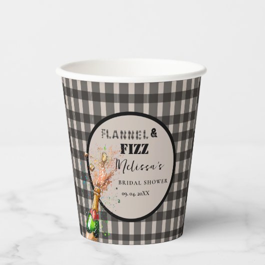 Flannel & fizz Winterschwarz & Weißes Brautparty Pappbecher (Vorderseite)