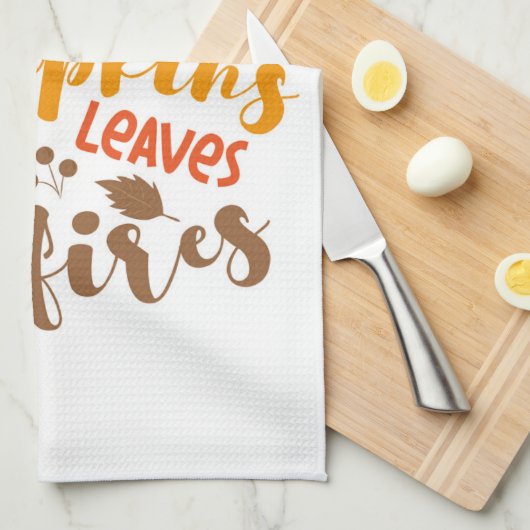 Flannels Hay Rides Pumpkins Cider Blätter Bonfire Geschirrtuch (Viertel Falte)