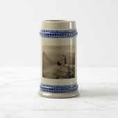 Flapper Girls Sunrise Khufu Pyramid, Ägypten 1920 Bierglas (Mittel)