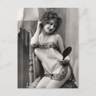 Flapper in Unterwäsche Postkarte