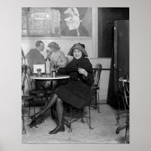 Flapper mit versteckter Booze - Verbot - 1920 Poster