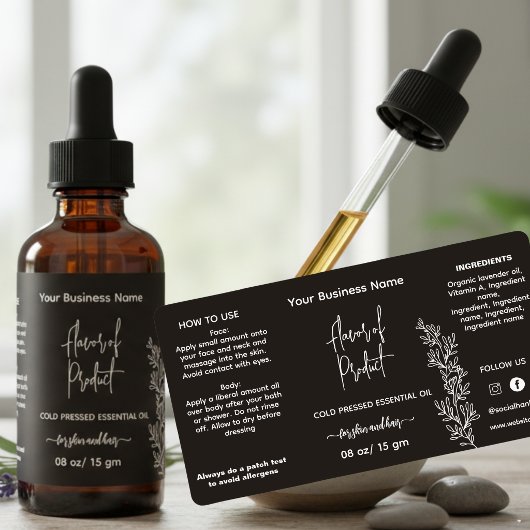 Flasche mit ätherischem Öl Botanical Black Etikett