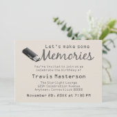 Flash Drive Geburtstagsparty Einladung (Stehend Vorderseite)