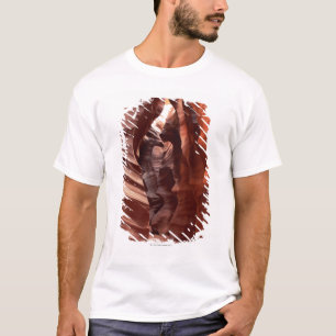 Flashflood-abgefressene Sandsteinbildungen von T-Shirt