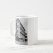 Flatiron Flats Eureka Grayscale Kaffeetasse (Vorderseite Links)