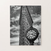 Flatiron Gebäude und Uhr in Schwarz und Weiß Puzzle (Vertikal)
