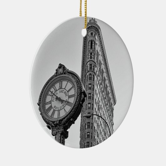 Flatiron Gebäude und Uhr in Schwarz-weißem #2 Keramik Ornament (Rechts)