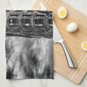 Flatiron Gebäude und Uhr in Schwarzweiss Handtuch (Viertel Falte)