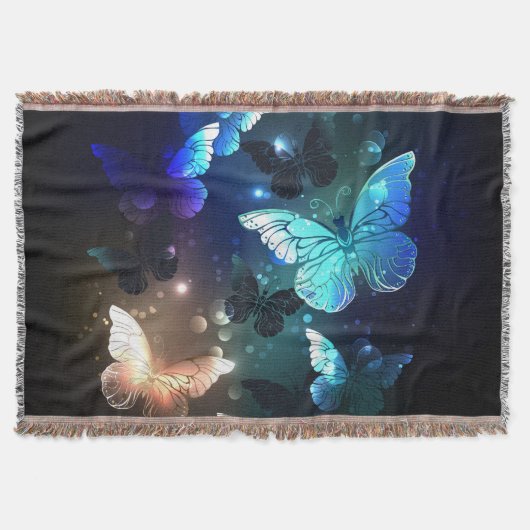 Flatternder Nachtfalter Decke (Vorderseite)