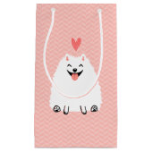 Flaumiger weißer Spitz mit Valentine-Herzen Kleine Geschenktüte (Vorderseite)
