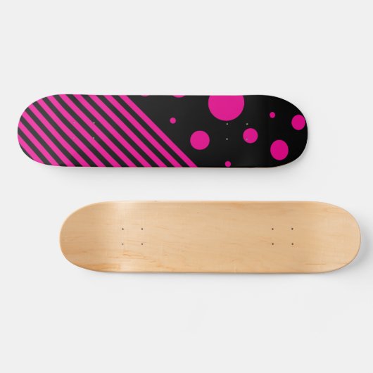Flecken und Streifen in Magenta und Schwarz Skateboard (Horizontal)