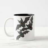 Fledermausangriff Zweifarbige Tasse (Links)
