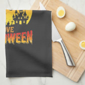 Fledermäuse lieben Halloween-Spookschloss-Design_ Geschirrtuch (Viertel Falte)