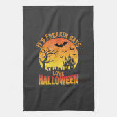 Fledermäuse lieben Halloween-Spookschloss-Design_ Geschirrtuch (Vertikal)