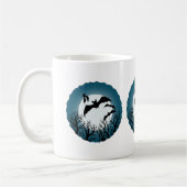 Fledermäuse und Bäume gegen den Mond Kaffeetasse (Links)