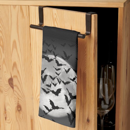 Fledermäuse und Vollmond-Halloween Geschirrtuch (Drittel gefaltet)