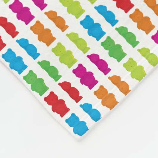 Fleece-Decke mit einem gummiartigen Bärnmuster Fleecedecke (Ecke)