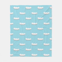 Fleece-Decke mit Wolkenmuster
