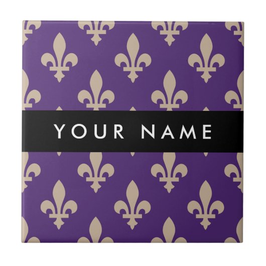 Fleur de Lis, Beige on Purple, Royal, Your Name Fliese (Vorderseite)