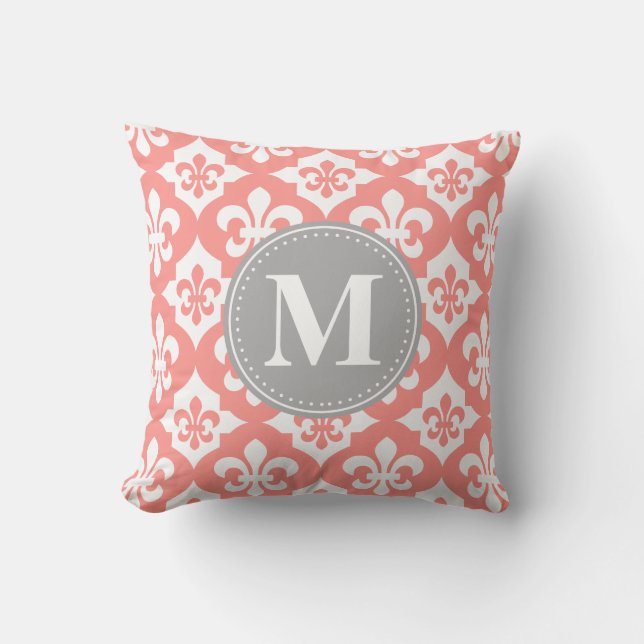 Fleur-De-Lis Coral Pink Gray Monogram Kissen (Vorderseite)
