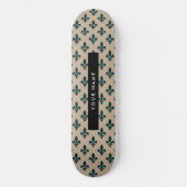 Fleur de Lis, Green on Beige, Royal, Your Name Skateboard (Vorderseite)