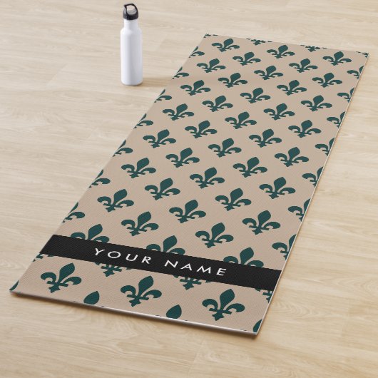 Fleur de Lis, Green on Beige, Royal, Your Name Yogamatte (Beispiel)