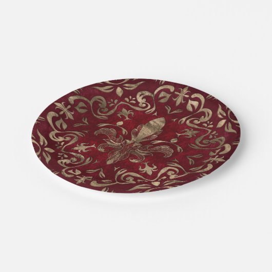 Fleur-de-lis-Ornament Rot und Gold Pappteller (Schrägansicht)