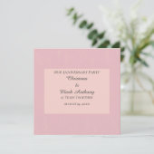 Fleur de Satin Hochzeitstag Einladung (Stehend Vorderseite)