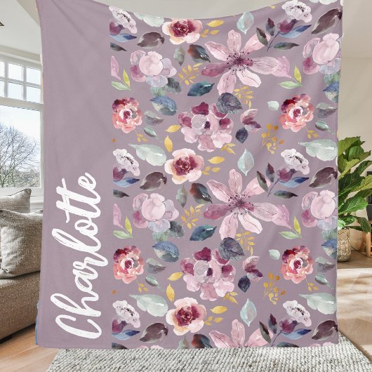 Flieder Blumenmuster Monogramm Fleecedecke