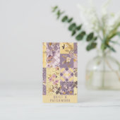 Fliederfarbene Gelbe Patchwork-Quilt-Handmade-Klei Visitenkarte (Stehend Vorderseite)