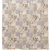 Fliedergrüner Patchwork-Quilt Rustikale Blumen Ret Duschvorhang (Vorderseite)