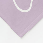 Fliederpurpur Wellenrand mit Monogramm Fleecedecke (Ecke)