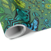 Fliege, Fliegenfliege auf smaragdgrünen Geschenkpapier (Rolleneckpunkt)