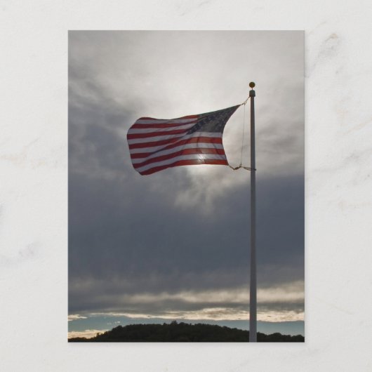 Fliegen der Flagge Postkarte (Vorderseite)