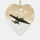 Fliegen-Festung im Flug Keramik Ornament (Rechts)