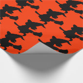 Fliegen-Hexe-Silhouette Geschenkpapier (Ecke)