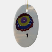 Fliegen mit einem parasail keramikornament (Rechts)