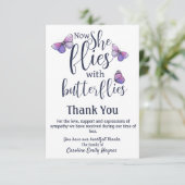 Fliegen mit Schmetterlingen Danke, Beerdigung Beil Dankeskarte (Stehend Vorderseite)