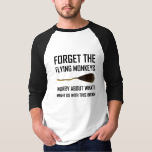 Fliegen Monkeys Hexe-Besen T-Shirt