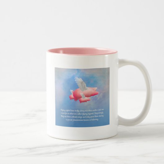 Fliegende Ferkel fliegen mit ihrer Mutter Zweifarbige Tasse (Rechts)