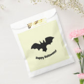 Fliegende Fledermaus auf gelber Gefallenstüte Geschenktütchen (Versiegelt)
