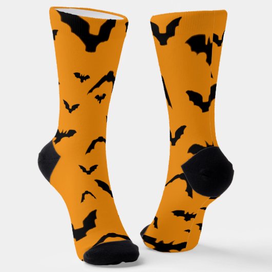 Fliegende Fledermäuse auf Orange Socken (Gewinkelt)