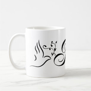 Fliegende Friedenstaube Olive Branch Weißer Hinter Kaffeetasse