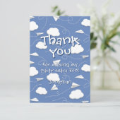 fliegende gefaltete Papierflugzeuge Geburtstag dan Dankeskarte (Stehend Vorderseite)