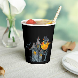 Fliegende Hexe auf einem Besen und Spuk HausHallow Pappbecher