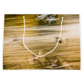 Fliegende Möwen - abstrakt Große Geschenktüte (Vorderseite)
