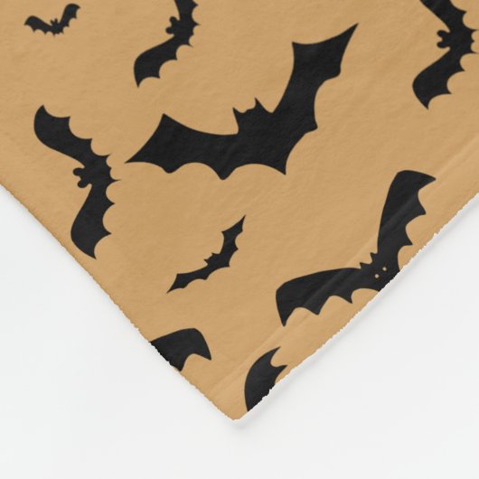 Fliegende schwarze Schläger Fleecedecke (Ecke)