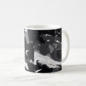 Fliegende Vögel & Küstenwellen Kaffeetasse (VorderseiteRechts)