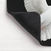 Fliegende Weiß-Taube Mousepad (Ecke)